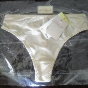 Affinitas Intimates 6 Pair Thong Bundle